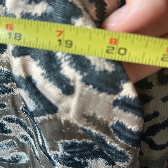 NWT CHICO'S Women’s Topper Shantung Hi Low Leopard Jacket 0 - Picture 7 of 11